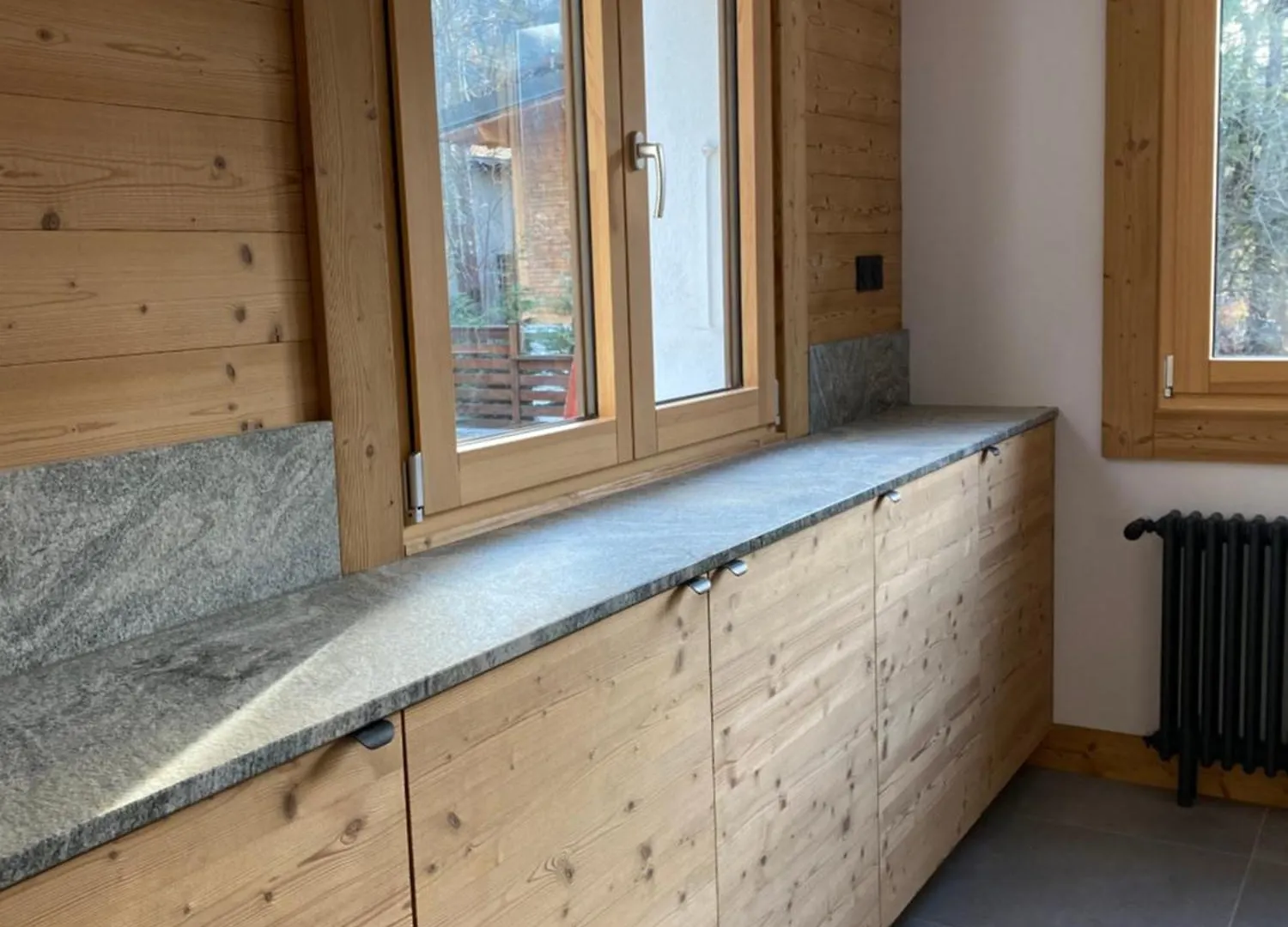 Aparthotel The Castle, 10 Bedroom Chalet, Chamonix Centre France