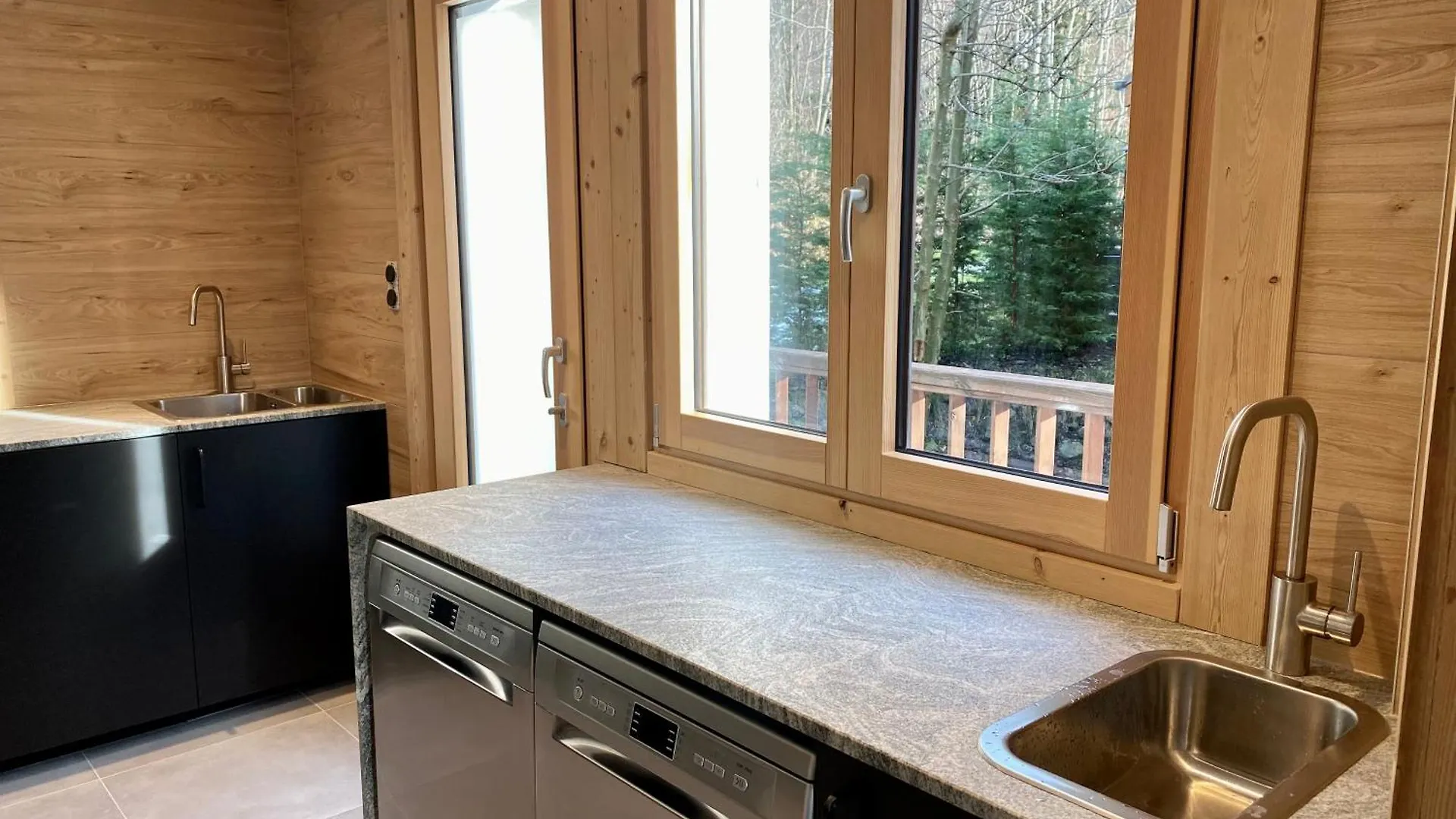 The Castle, 10 Bedroom Chalet, Chamonix Centre 0*,