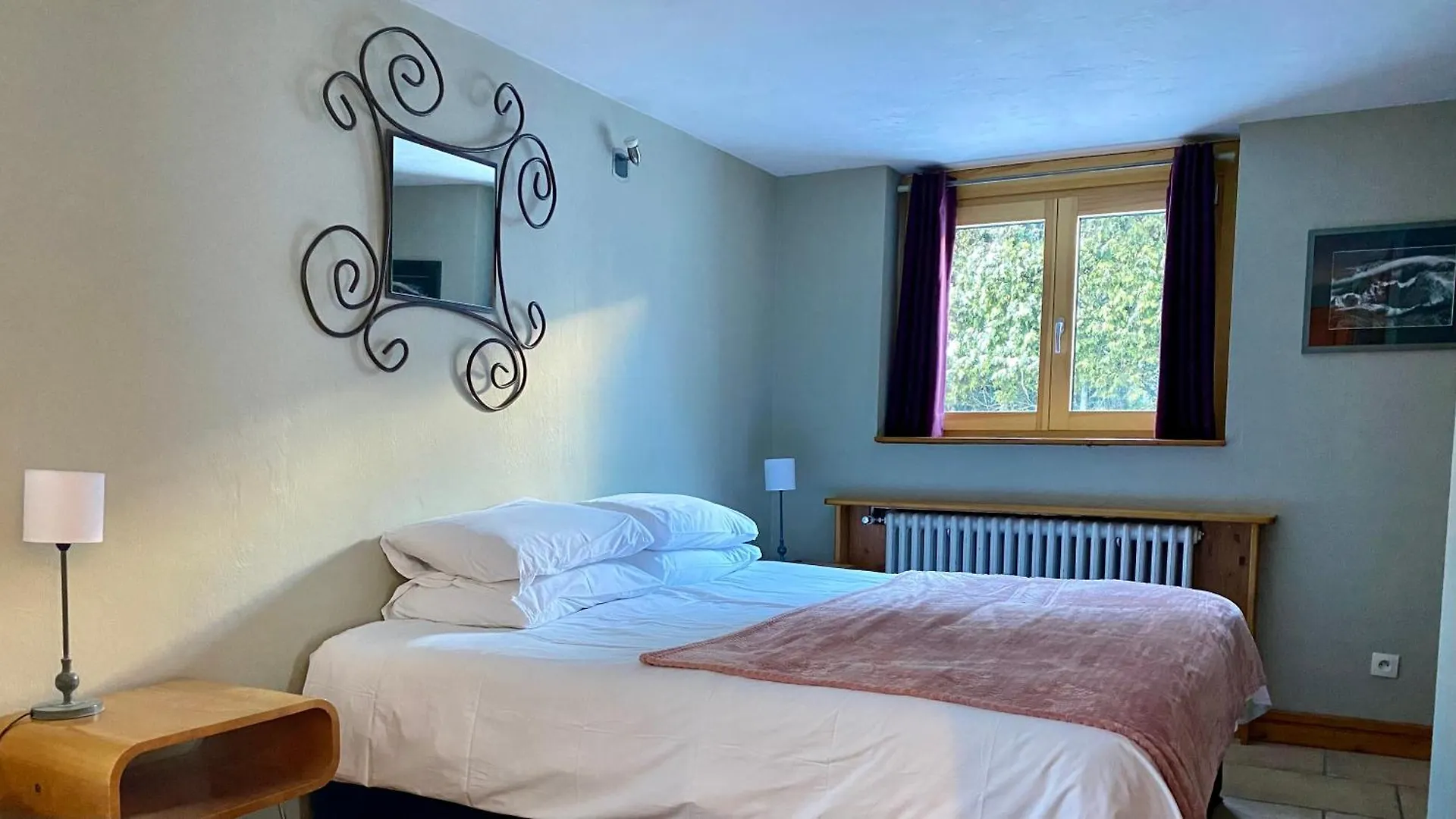 The Castle, 10 Bedroom Chalet, Chamonix Centre Aparthotel